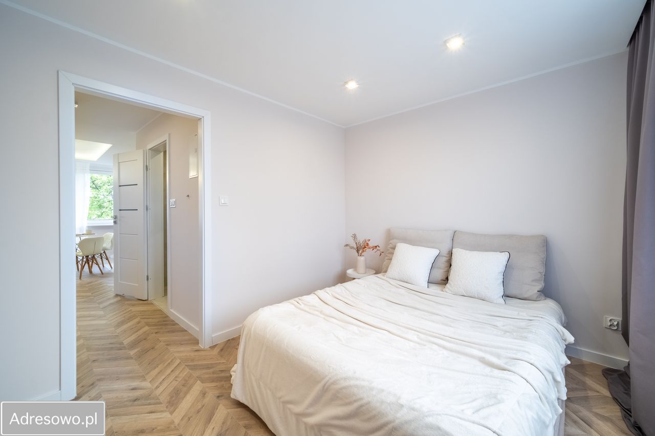 Mieszkanie 3-pokojowe Radom Ustronie, ul. Polskiego Czerwonego Krzyża. Zdjęcie 9
