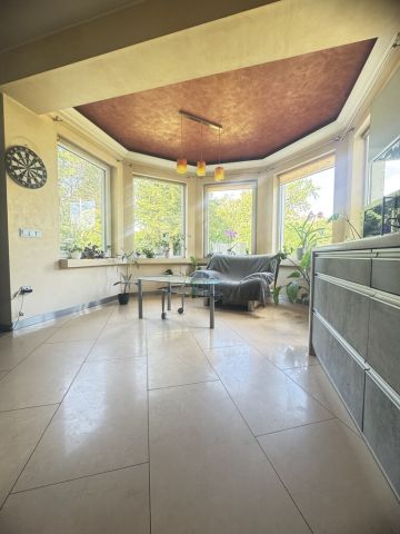 dom wolnostojący, 7 pokoi Łódź Teofilów, ul. Rojna. Zdjęcie 4