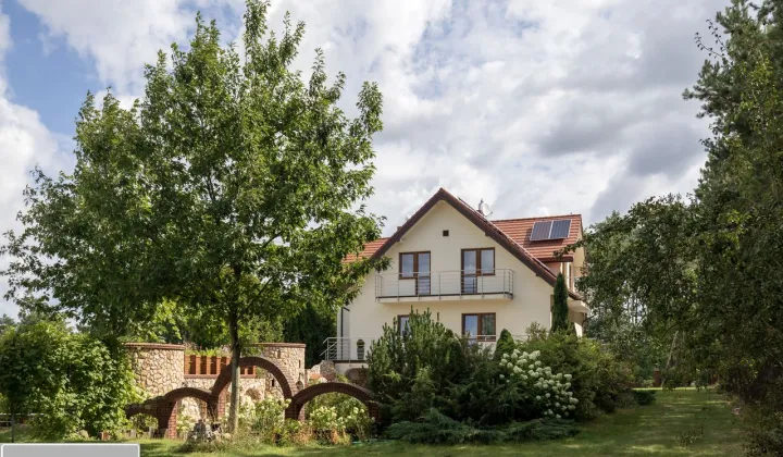 dom wolnostojący, 8 pokoi Huta Partacka