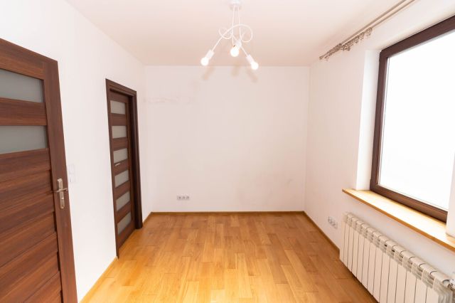 bliźniak, 5 pokoi Starachowice, ul. Jasna. Zdjęcie 11