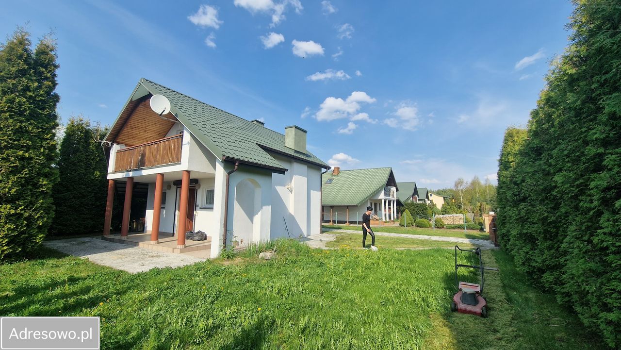 dom letniskowy, 3 pokoje Chmielów, ul. 2 Września. Zdjęcie 3