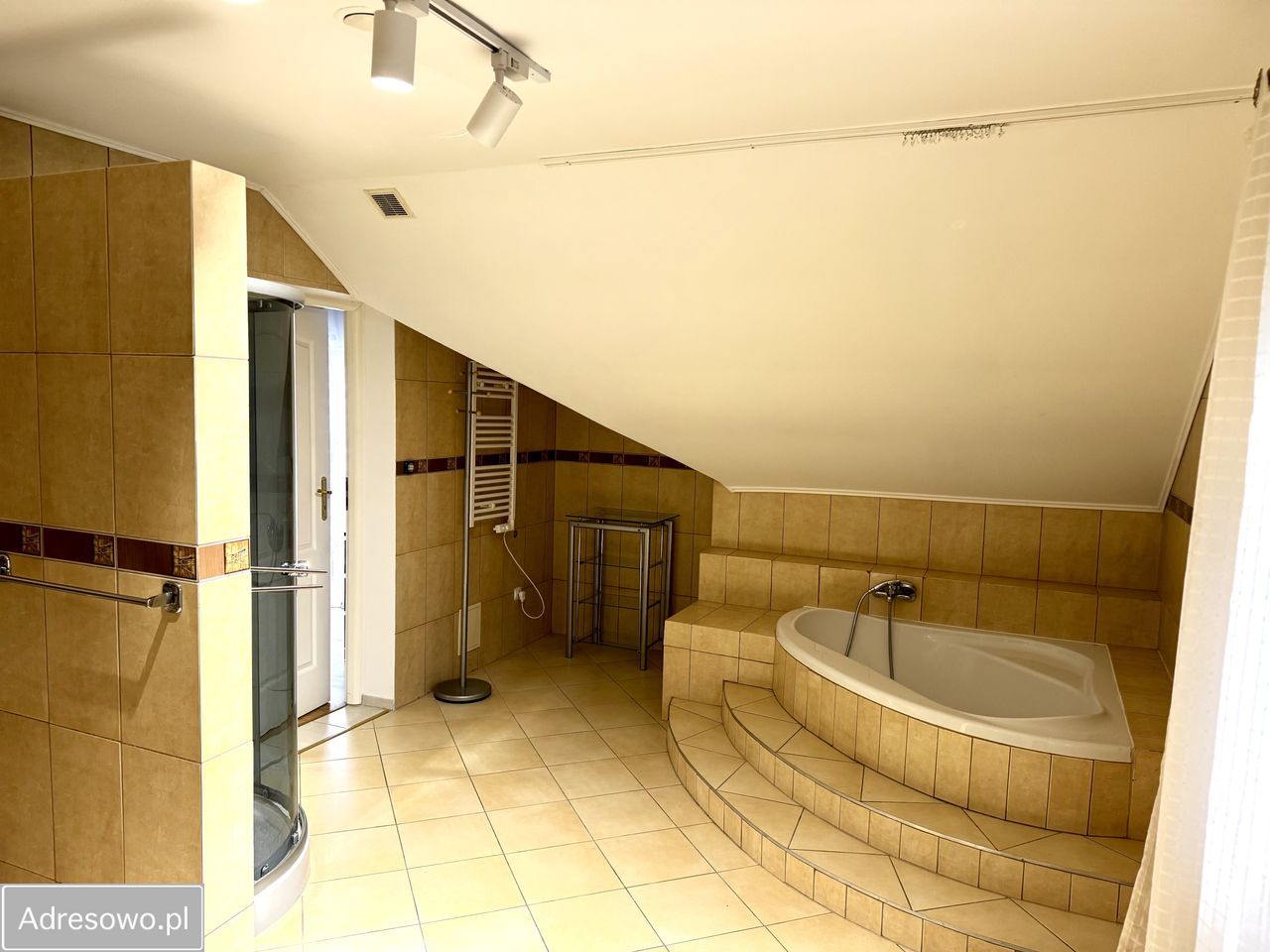 dom wolnostojący, 6 pokoi Legnica. Zdjęcie 19