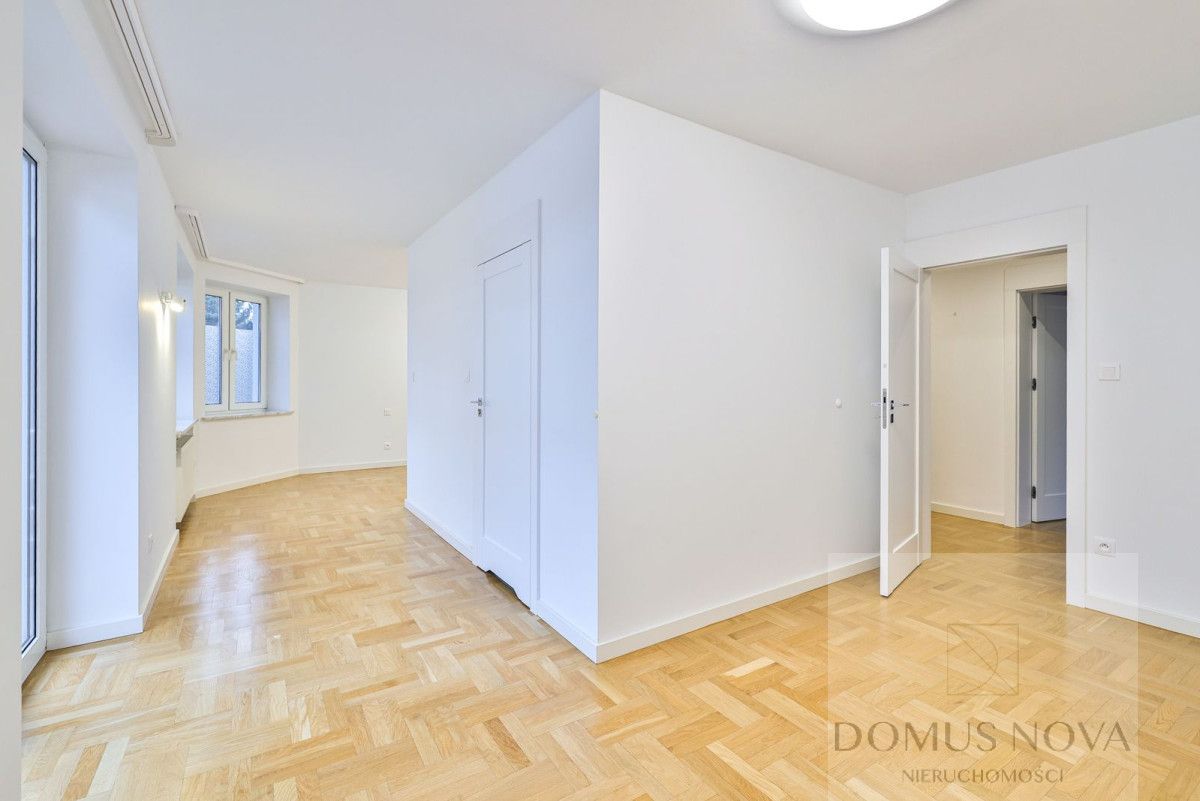 dom wolnostojący, 8 pokoi Warszawa Wilanów, ul. Królowej Marysieńki. Zdjęcie 8