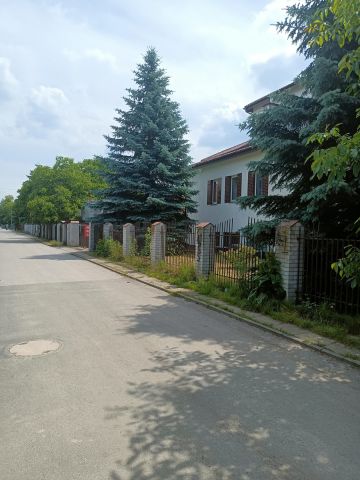 dom wolnostojący, 6 pokoi Warszawa Wawer, ul. Zakładowa. Zdjęcie 1