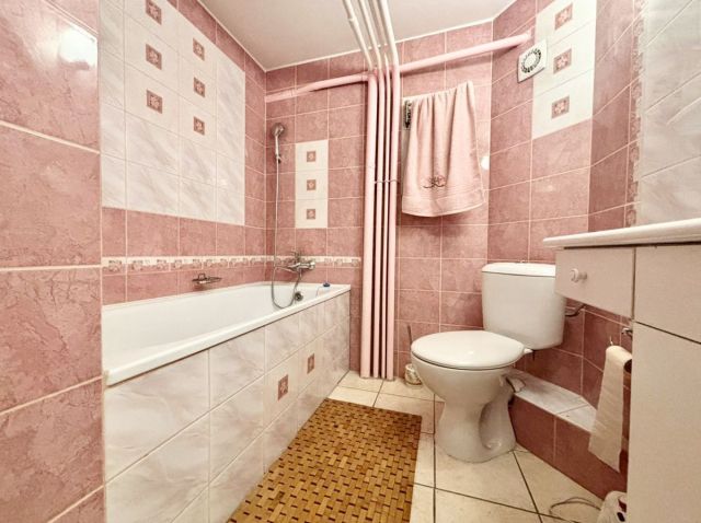 dom wolnostojący, 4 pokoje Nowe Chlebiotki. Zdjęcie 8