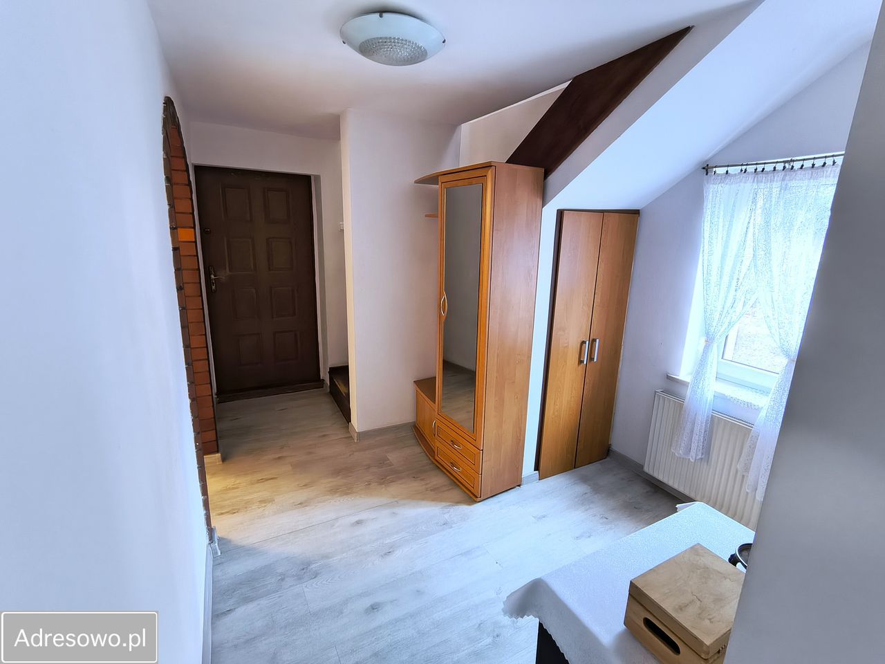 dom wolnostojący, 4 pokoje Mętów, bez ulicy. Zdjęcie 9