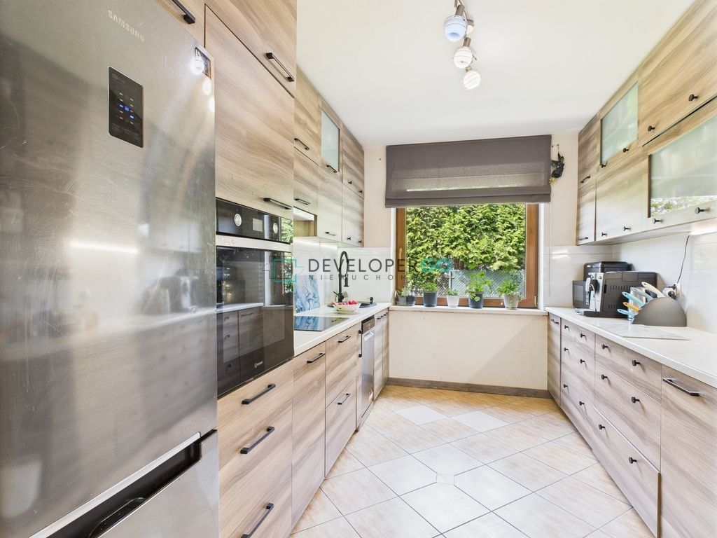 dom wolnostojący, 5 pokoi Złotoria. Zdjęcie 7