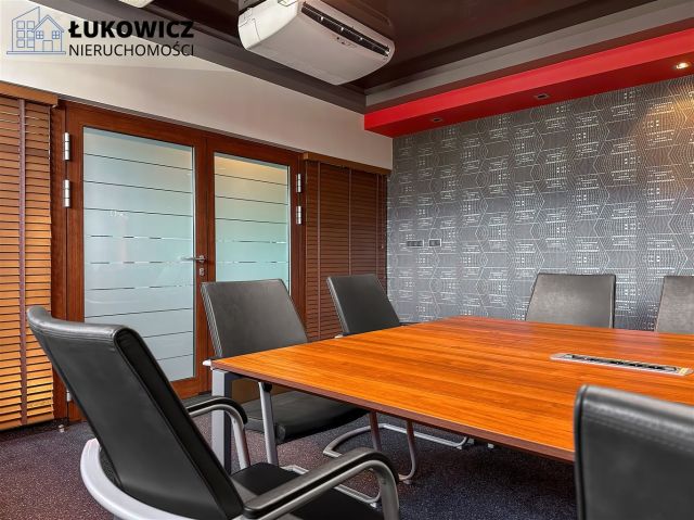 Biuro Bielsko-Biała Osiedle Karpackie. Zdjęcie 20