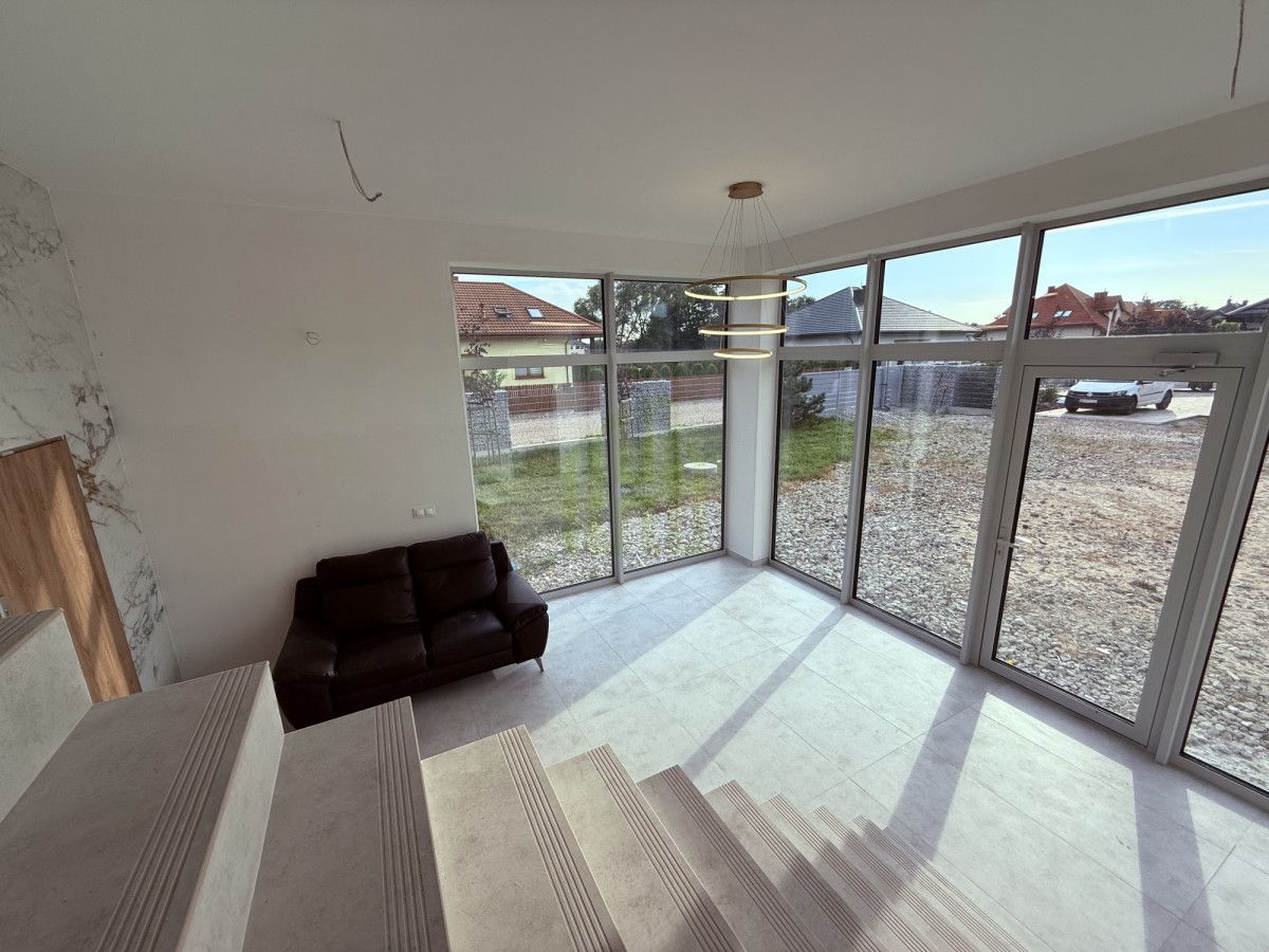 Lokal Warszawa, ul. Kobiałka. Zdjęcie 16