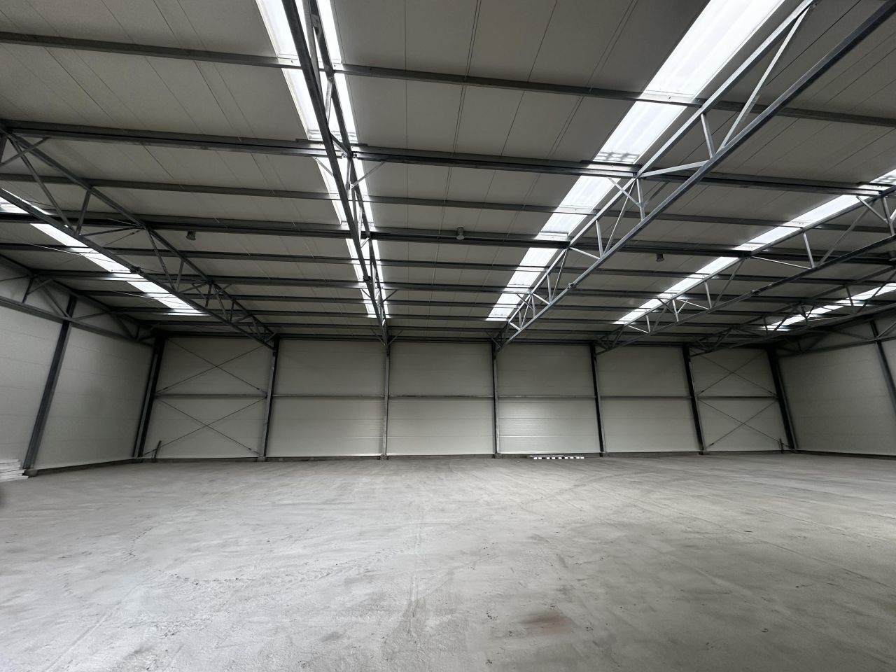 Hala/magazyn Wólka Radzymińska, ul. Topolowa. Zdjęcie 1