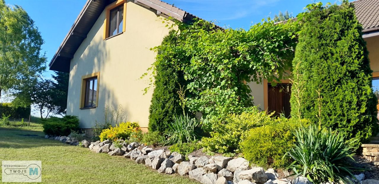 budynek wielorodzinny, 6 pokoi Chmielnik. Zdjęcie 2