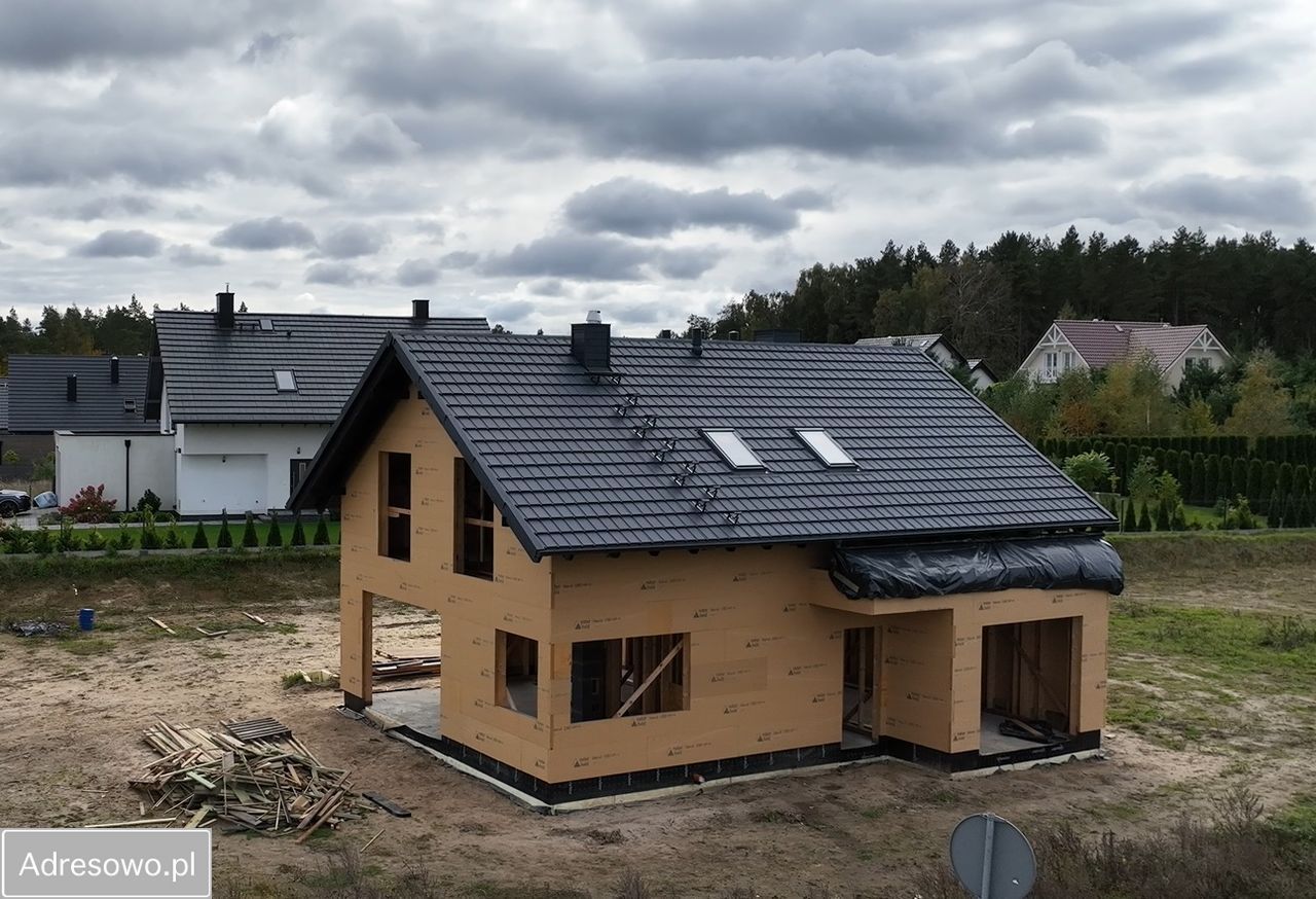 dom wolnostojący, 5 pokoi Lubiszewo Tczewskie, ul. Leśna