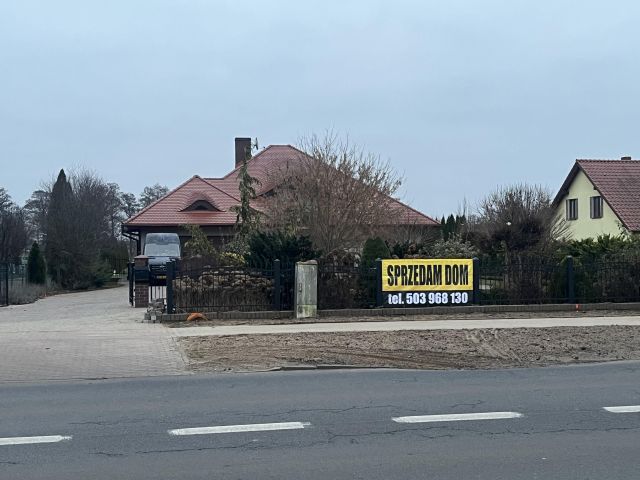 dom wolnostojący, 5 pokoi Wieleń, al. Zamkowa. Zdjęcie 1