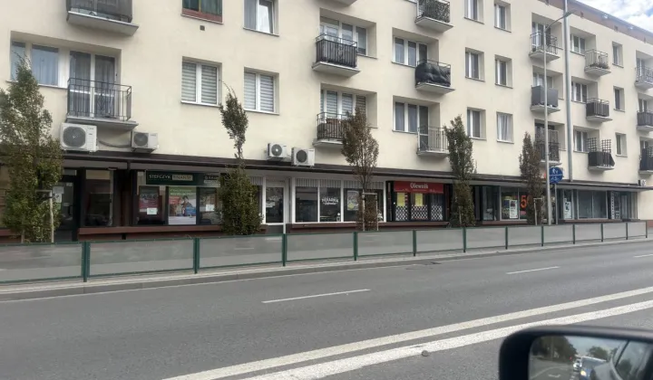 Lokal Pruszków Centrum, al. Wojska Polskiego