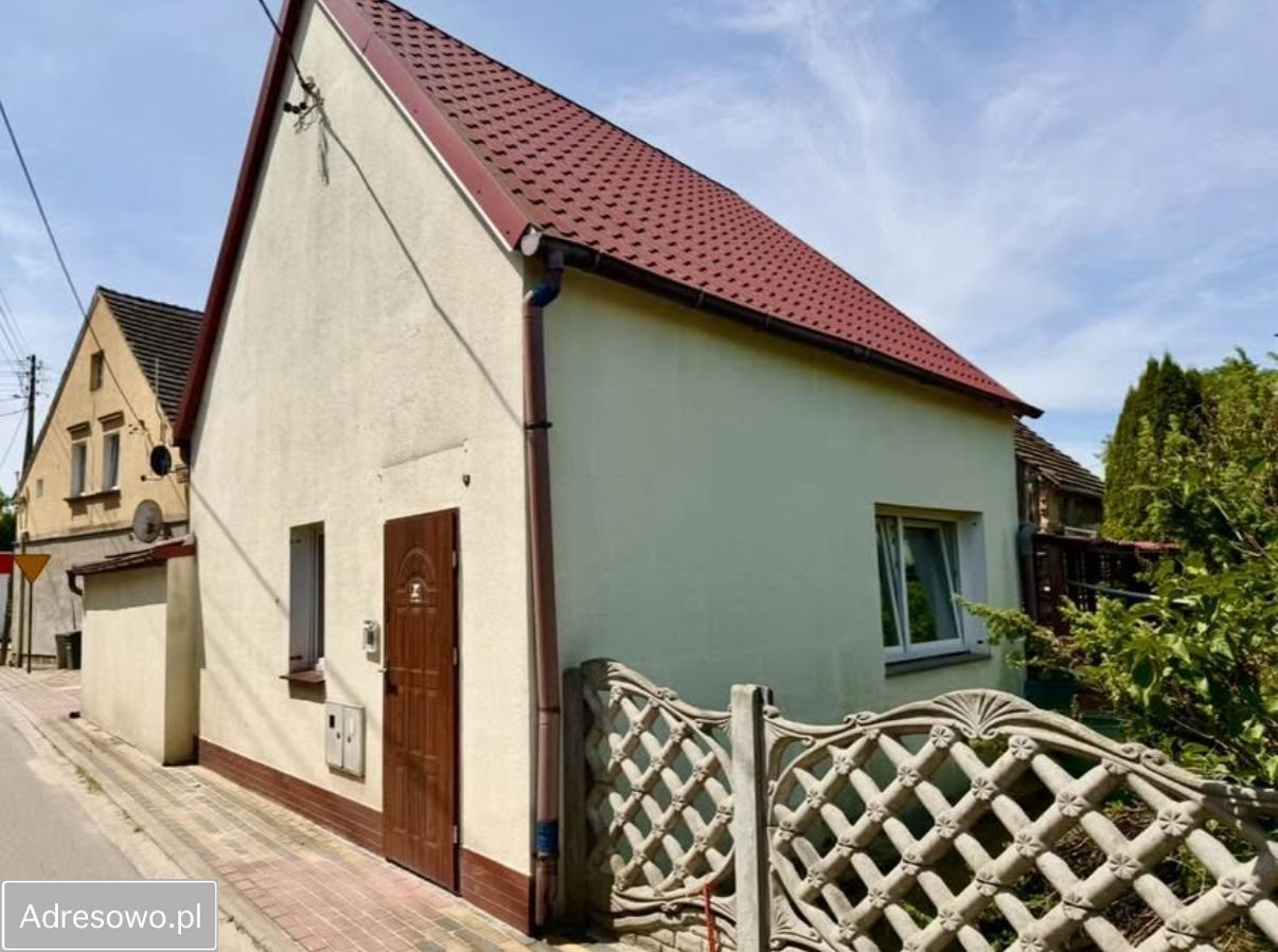 dom wolnostojący, 1 pokój Tuplice. Zdjęcie 8