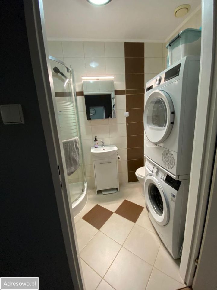 Mieszkanie 2-pokojowe Jelenia Góra, ul. Kadetów. Zdjęcie 13