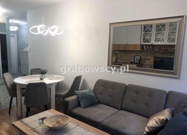 Mieszkanie 3-pokojowe Porosły. Zdjęcie 3