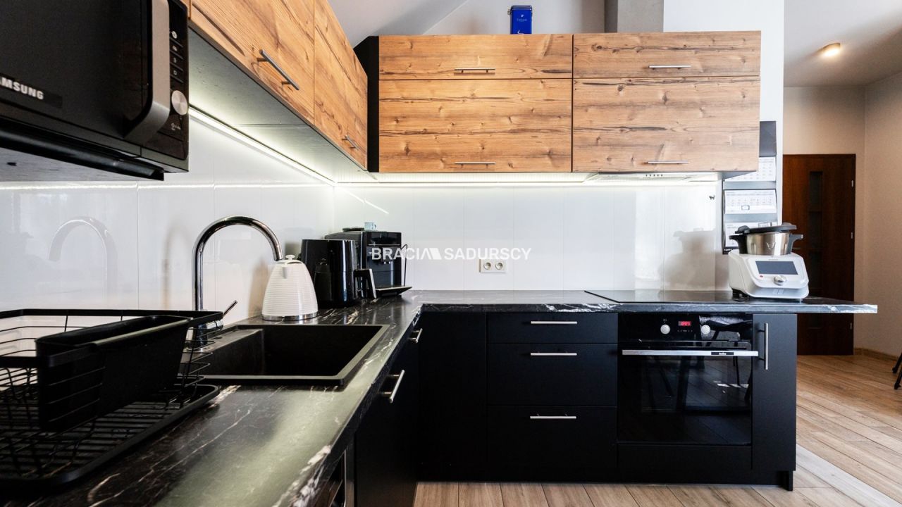 Mieszkanie 4-pokojowe Tomaszowice, ul. Kolberga. Zdjęcie 39