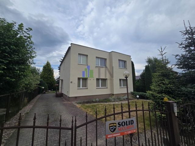dom wolnostojący, 5 pokoi Kamieniec Wrocławski, ul. Cichy Kącik. Zdjęcie 1