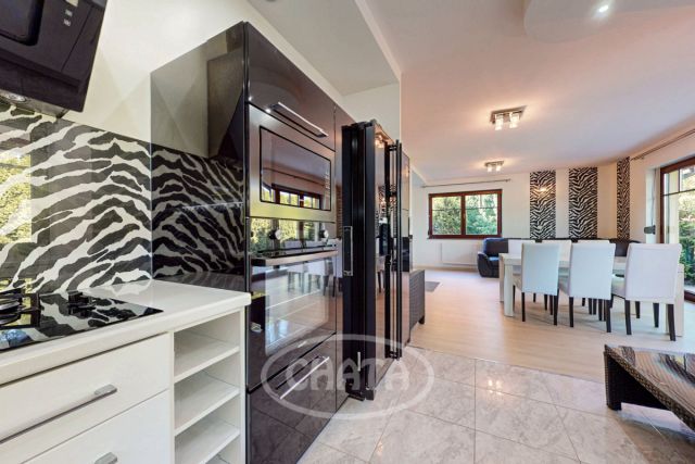 bliźniak, 5 pokoi Tyniec Mały, ul. Diamentowa. Zdjęcie 5