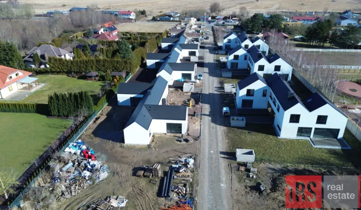 bliźniak, 5 pokoi Kołobrzeg