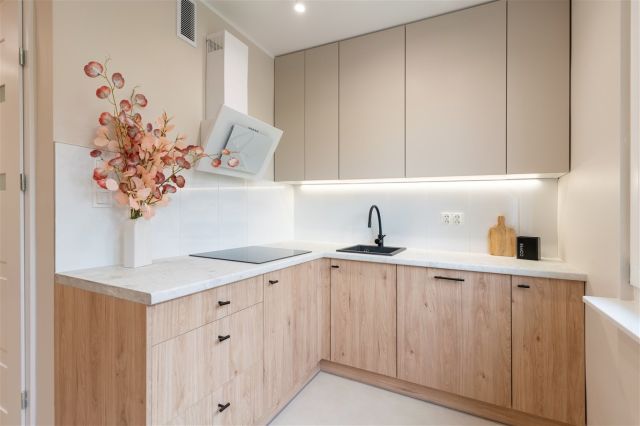 Mieszkanie 3-pokojowe Katowice Bogucice, ul. ks. Franciszka Ścigały. Zdjęcie 2