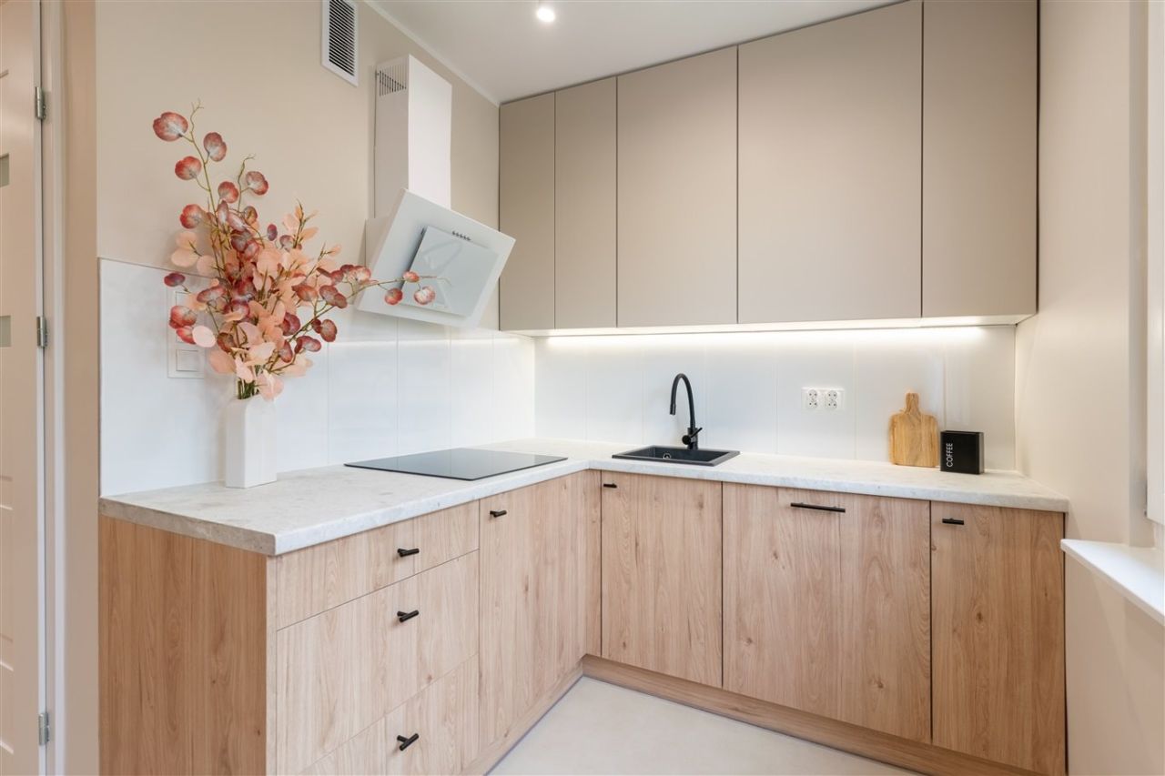 Mieszkanie 3-pokojowe Katowice Bogucice, ul. ks. Franciszka Ścigały. Zdjęcie 2