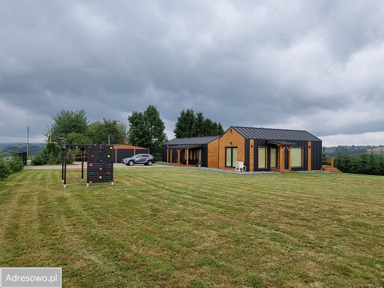 dom wolnostojący, 5 pokoi Wojnarowa. Zdjęcie 2