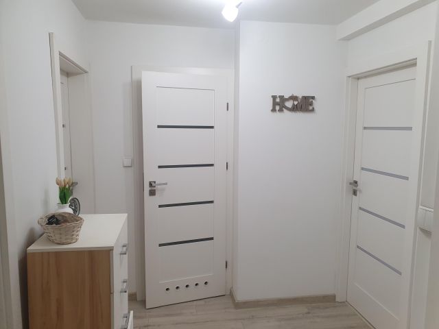 Mieszkanie 3-pokojowe Wadowice, os. Pod Skarpą. Zdjęcie 1