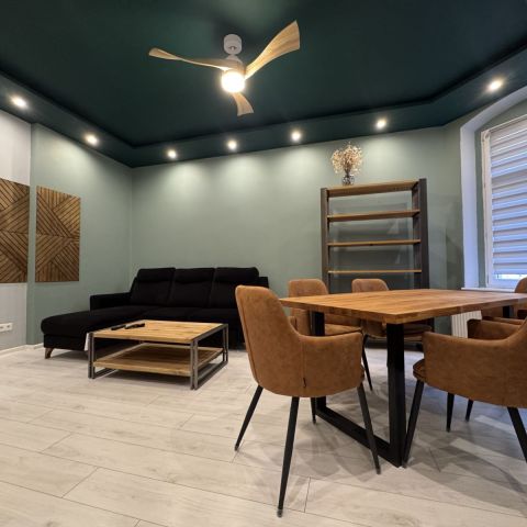 Mieszkanie 2-pokojowe Jelenia Góra, ul. Podwale. Zdjęcie 1