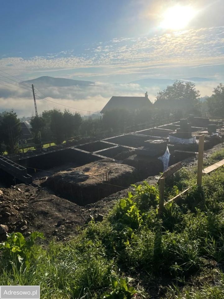 bliźniak, 4 pokoje Sucha Beskidzka, ul. Wiosenna. Zdjęcie 2