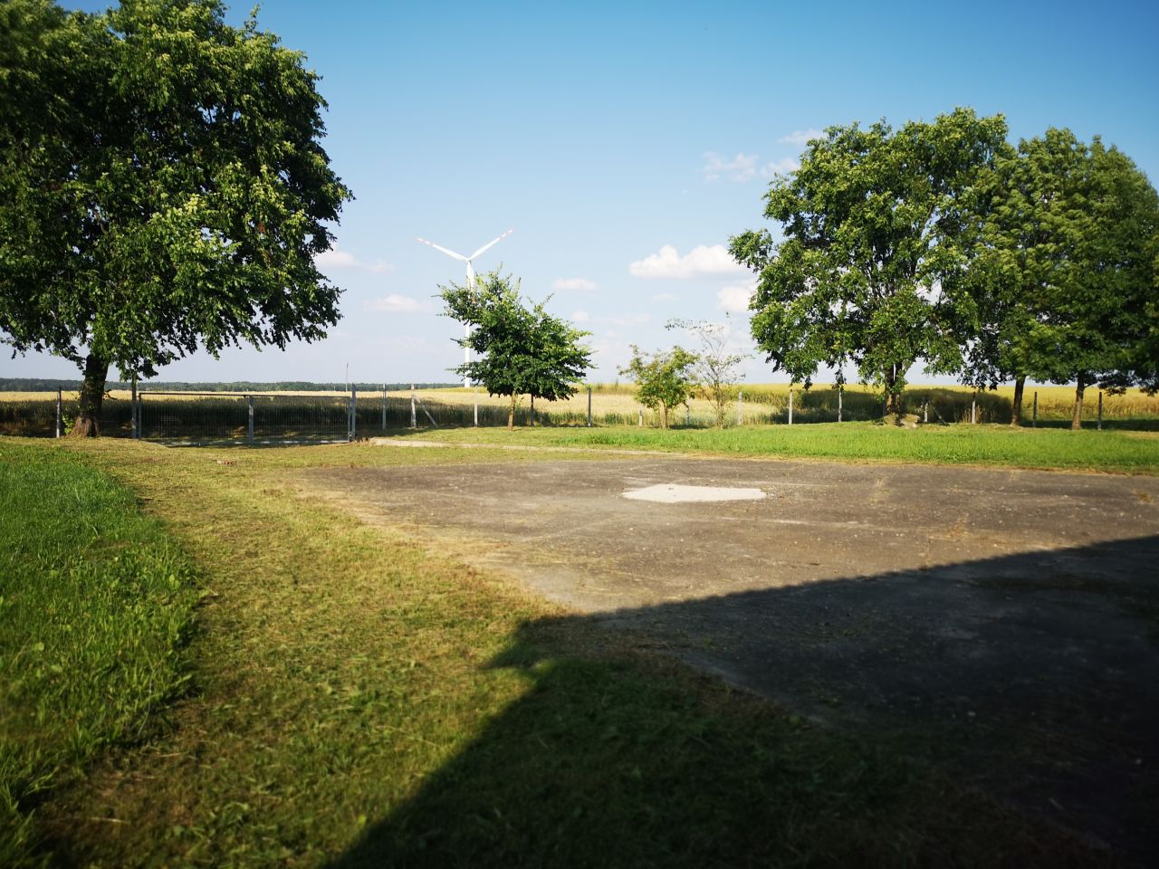 Hala/magazyn Kuniów. Zdjęcie 7