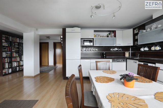 dom wolnostojący, 6 pokoi Skawina, ul. Jana Pawła II. Zdjęcie 3