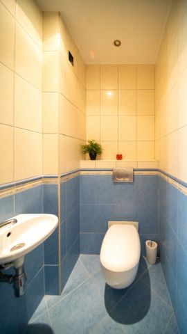 dom wolnostojący, 6 pokoi Zemborzyce Dolne. Zdjęcie 17