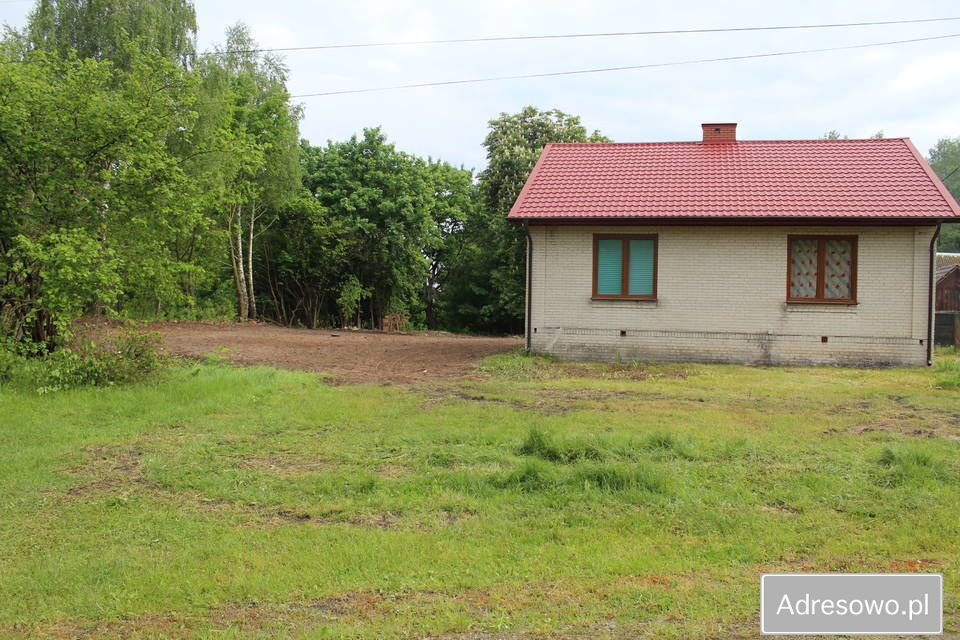 dom wolnostojący Ostrownica-Kolonia. Zdjęcie 1