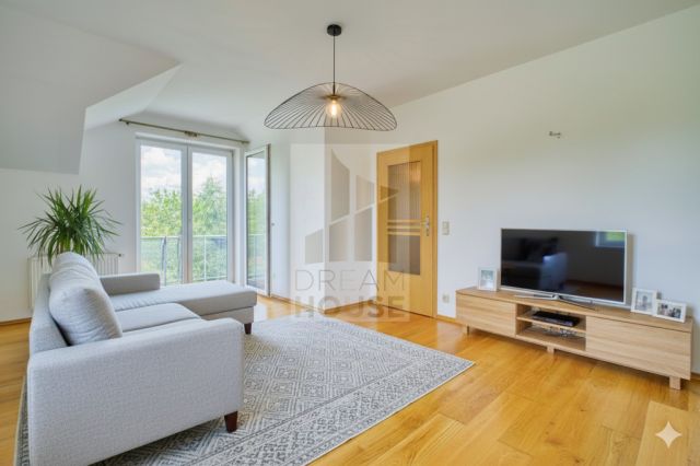 Mieszkanie 3-pokojowe Święta Katarzyna, ul. Polna. Zdjęcie 1