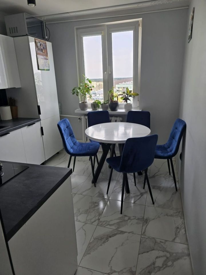 Mieszkanie 2-pokojowe Ostrowiec Świętokrzyski, os. Rosochy. Zdjęcie 2