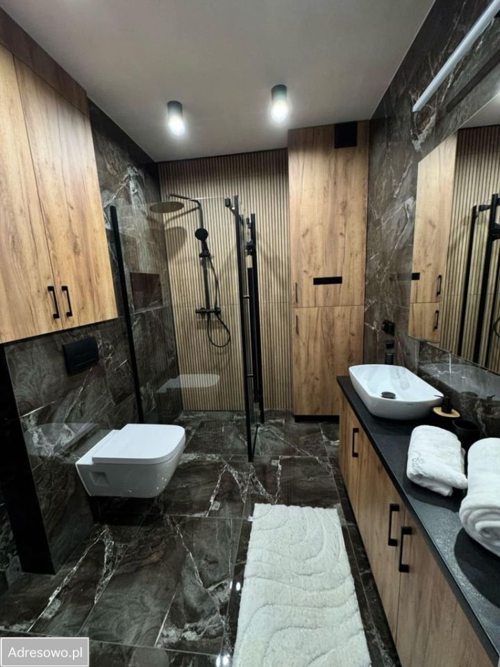 Mieszkanie 3-pokojowe Kielce. Zdjęcie 6