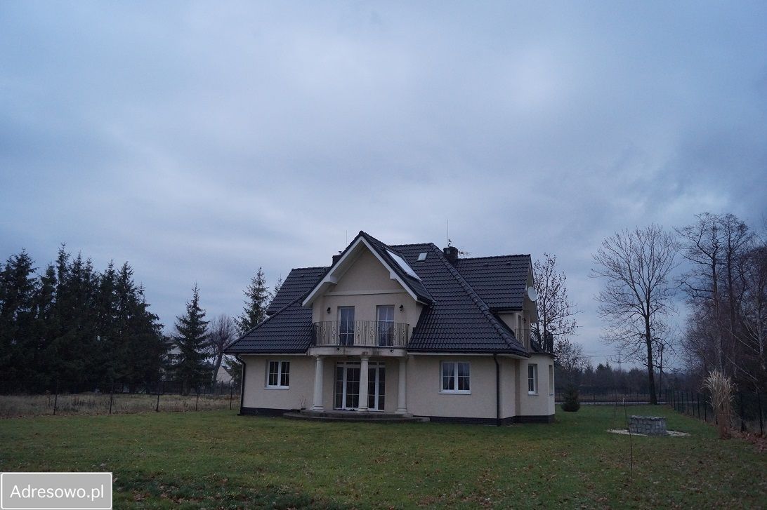 dom wolnostojący, 5 pokoi Ustroń Hermanice. Zdjęcie 2