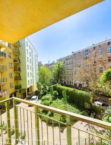 Mieszkanie 2-pokojowe Wrocław, ul. Komuny Paryskiej. Zdjęcie 1