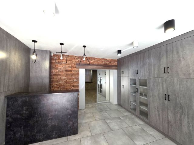 Lokal Boguszów-Gorce, ul. Główna. Zdjęcie 1
