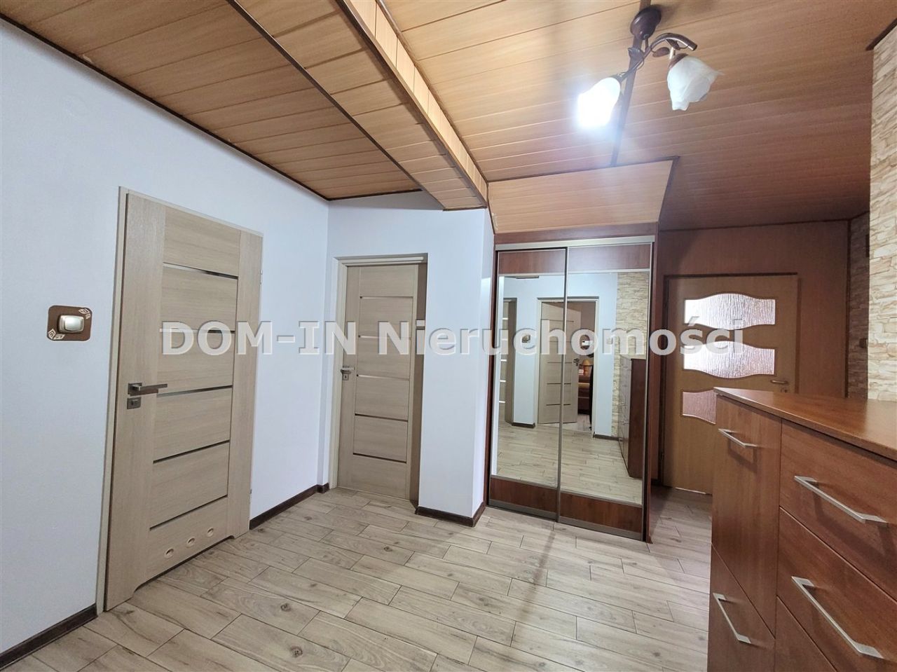 dom wolnostojący, 7 pokoi Jastrzębie-Zdrój Jastrzębie Dolne. Zdjęcie 13