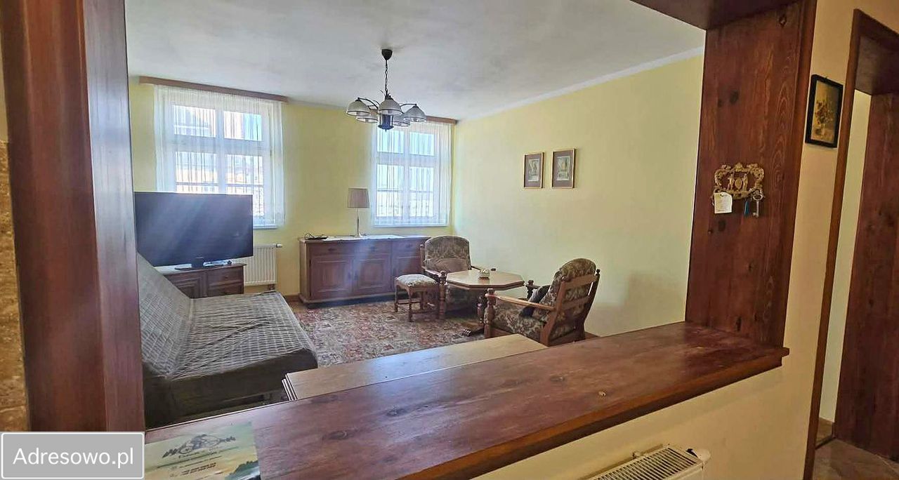 Mieszkanie 2-pokojowe Radków, rynek Rynek. Zdjęcie 1