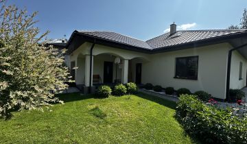 dom wolnostojący, 5 pokoi Rusiec, Bursztynowa