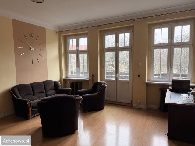 Mieszkanie 7-pokojowe Bytom Śródmieście. Zdjęcie 1