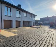 dom szeregowy, 6 pokoi Czeladź Piaski, ul. Irysów. Zdjęcie 1