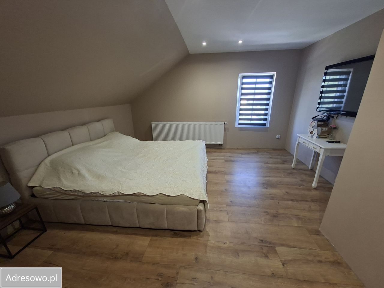 dom wolnostojący, 6 pokoi Wykroty. Zdjęcie 20