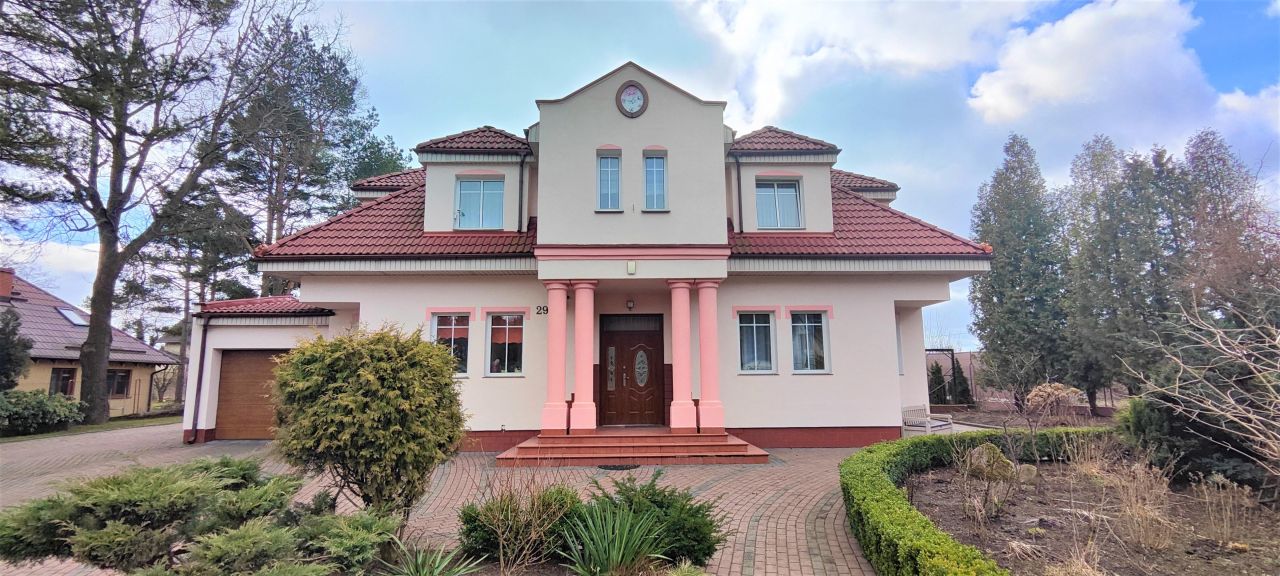 dworek, 6 pokoi Pomieczyno, ul. Słupia