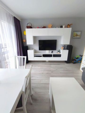 Mieszkanie 3-pokojowe Bielsko-Biała Osiedle Karpackie, ul. Giewont. Zdjęcie 1