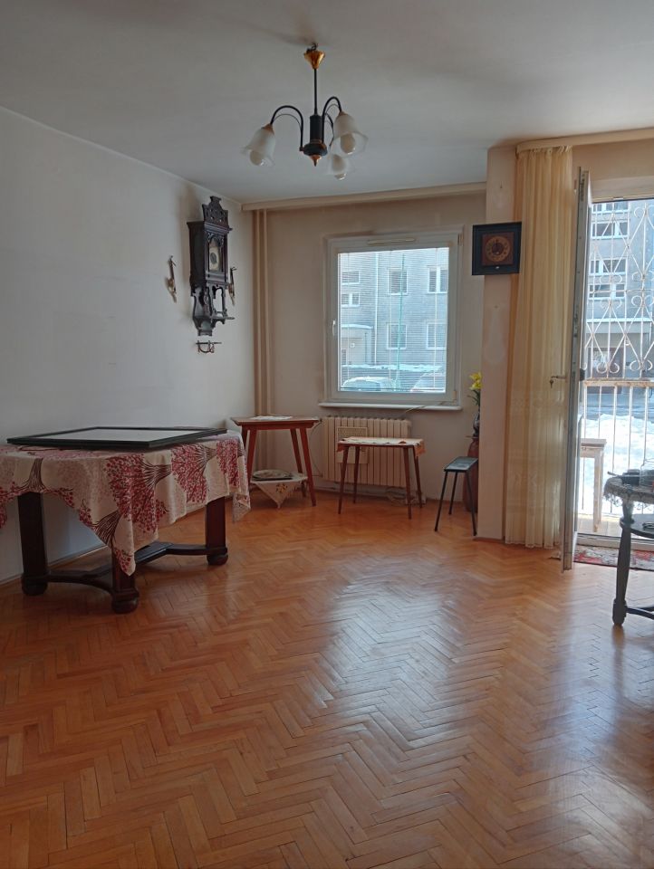 Mieszkanie 3-pokojowe Gdynia Karwiny, ul. Leona Kruczkowskiego. Zdjęcie 1